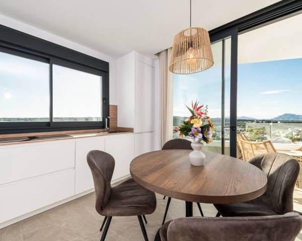 Ático de 2 habitaciones en Benijófar en venta con piscina - 359.000 € (Ref: 9895193)