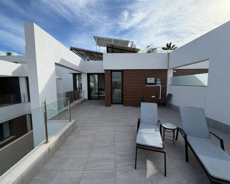 3 bedroom Villa for sale in Benijofar with pool garage - € 470,000 (Ref: 9895290)