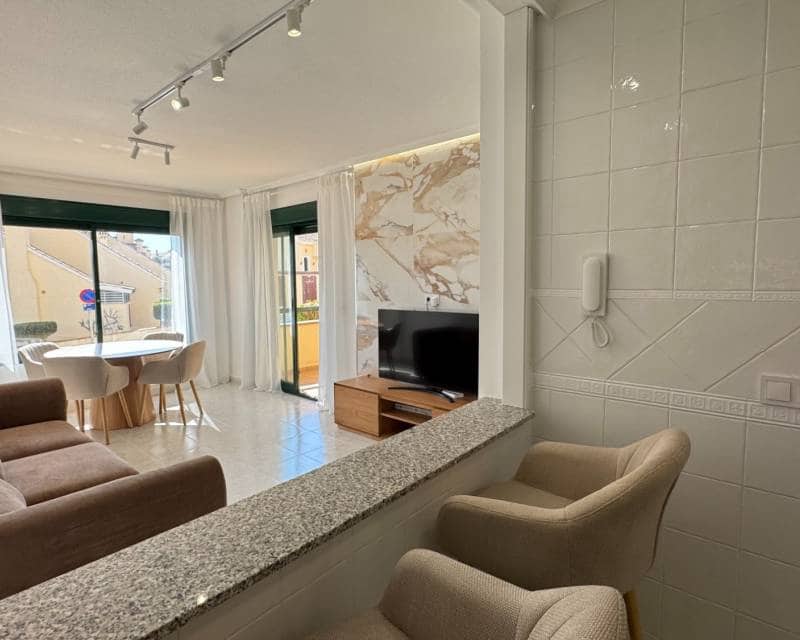 2 slaapkamer Appartement te koop in Campoamor met zwembad - € 220.000 (Ref: 9902034)