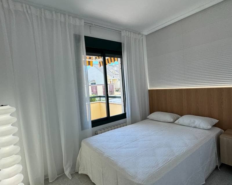2 slaapkamer Appartement te koop in Campoamor met zwembad - € 220.000 (Ref: 9902034)