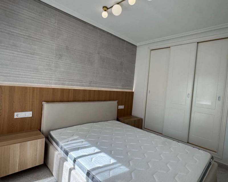 2 slaapkamer Appartement te koop in Campoamor met zwembad - € 220.000 (Ref: 9902034)