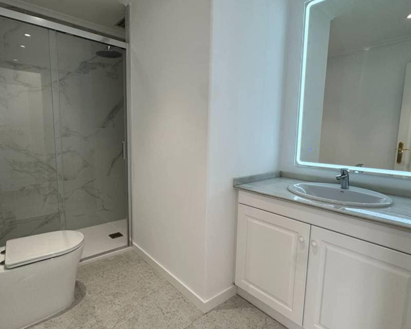 2 slaapkamer Appartement te koop in Campoamor met zwembad - € 220.000 (Ref: 9902034)