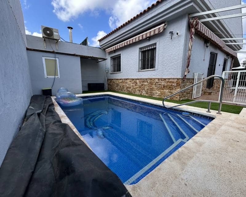 2 chambre Villa/Maison à vendre à Los Urrutias avec piscine garage - 209 000 € (Ref: 9902266)
