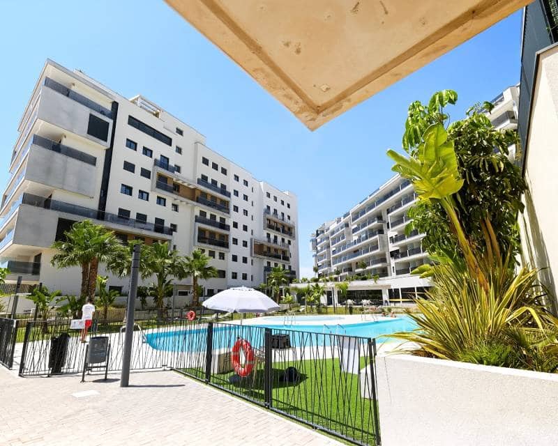 2 soveværelse Lejlighed til salg i Orihuela Costa med swimmingpool - € 369.000 (Ref: 9902267)