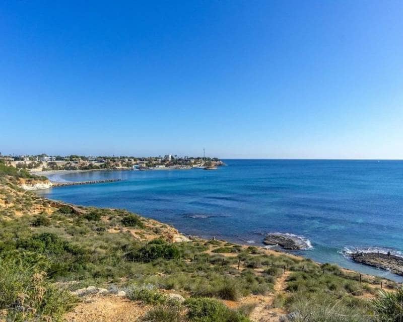 Adosado de 3 habitaciones en Orihuela Costa en venta con piscina garaje - 319.900 € (Ref: 9908978)