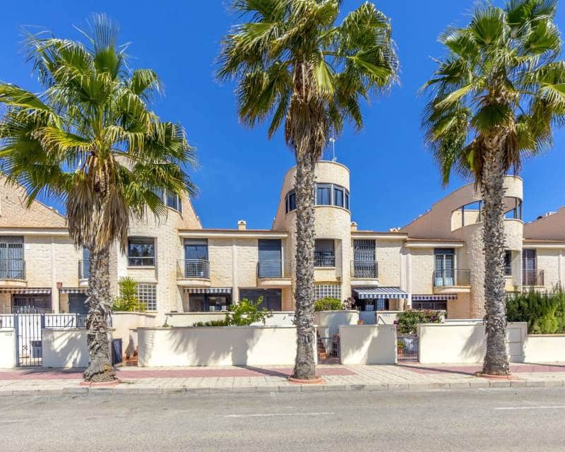 Adosado de 3 habitaciones en Orihuela Costa en venta con piscina garaje - 319.900 € (Ref: 9908978)