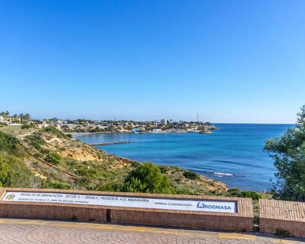 3 makuuhuone Rivitalo myytävänä paikassa Aguamarina, Orihuela mukana uima-altaan 
autotalli - 319 900 € (Ref: 9908978)