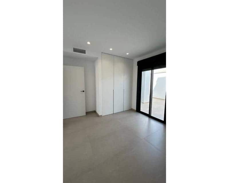 3 soverom Hus til salgs i Alhama de Murcia med svømmebasseng - € 222 900 (Ref: 9909081)