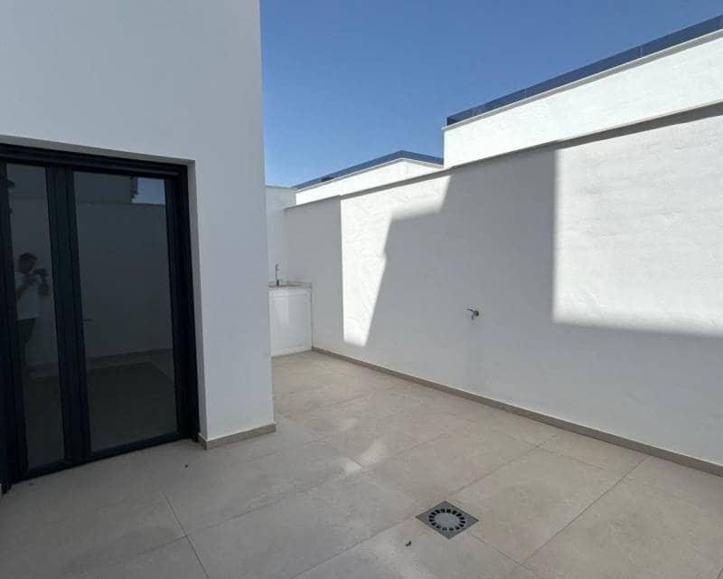 3 soverom Hus til salgs i Alhama de Murcia med svømmebasseng - € 222 900 (Ref: 9909081)