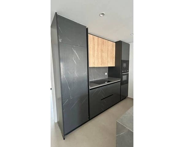 3 soverom Hus til salgs i Alhama de Murcia med svømmebasseng - € 222 900 (Ref: 9909081)
