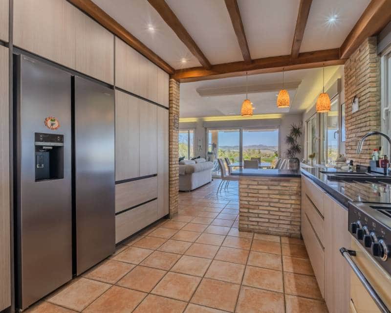 3 sypialnia Finka/Dom wiejski na sprzedaż w San Miguel de Salinas z basenem garażem - 999 900 € (Ref: 9911873)