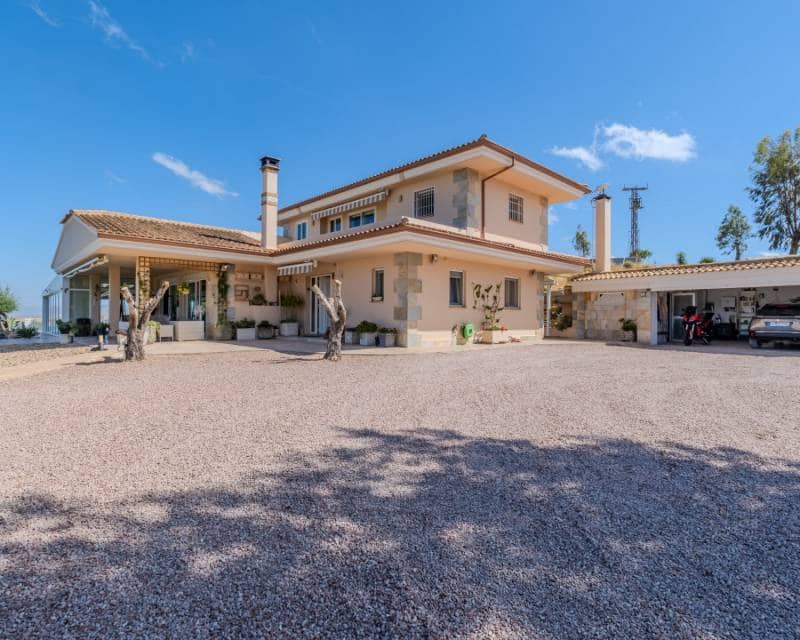3 sypialnia Finka/Dom wiejski na sprzedaż w San Miguel de Salinas z basenem garażem - 999 900 € (Ref: 9911873)