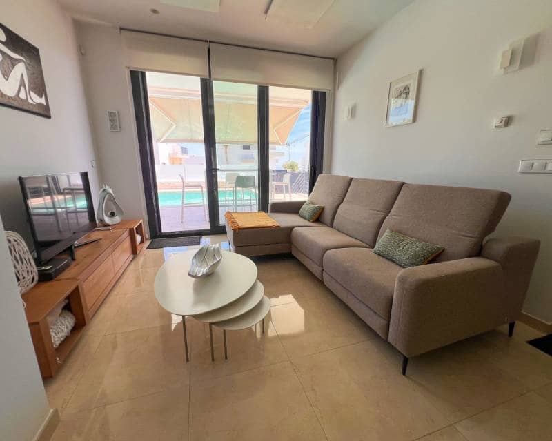 Chalet de 3 habitaciones en San Miguel de Salinas en venta con piscina garaje - 399.000 € (Ref: 9912262)