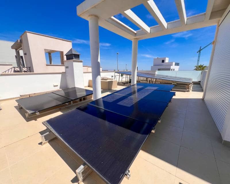 Chalet de 3 habitaciones en San Miguel de Salinas en venta con piscina garaje - 399.000 € (Ref: 9912262)