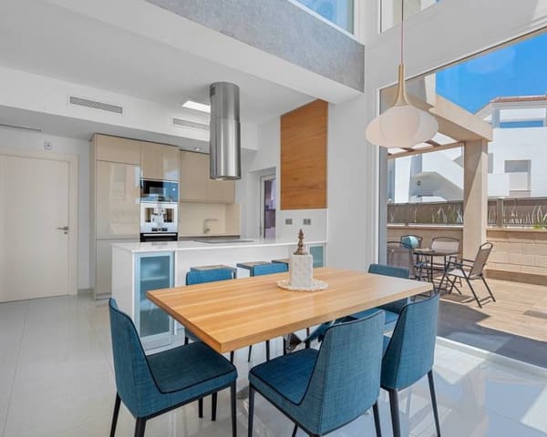3 makuuhuone Huvila myytävänä paikassa Ciudad Quesada, Rojales mukana uima-altaan 
autotalli - 550 000 € (Ref: 9914635)