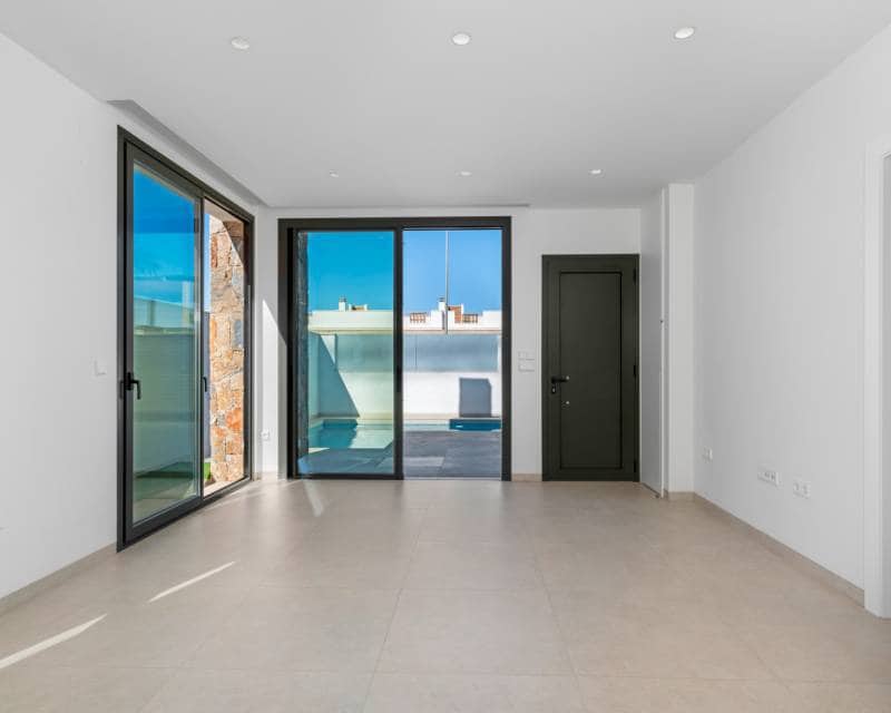 3 bedroom Villa for sale in San Javier - € 504,300 (Ref: 9921018)
