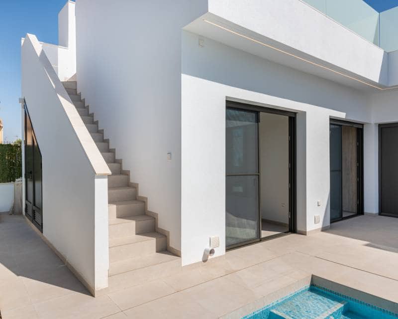 Chalet de 3 habitaciones en San Javier en venta - 633.500 € (Ref: 9921019)