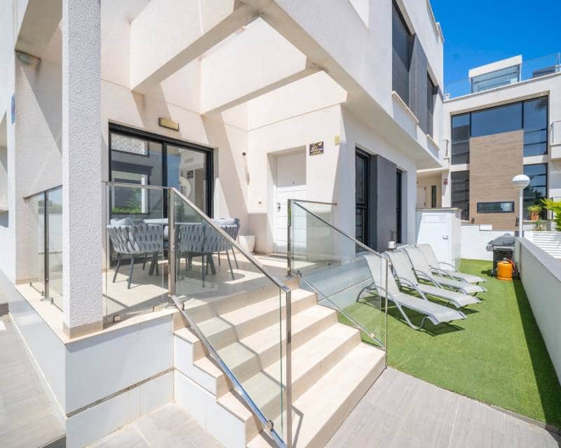 3 chambre Villa/Maison à vendre à Ciudad Quesada avec piscine garage - 399 000 € (Ref: 9924967)