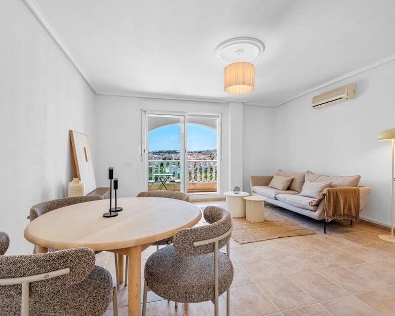 3 soveværelse Semi-Rækkehus til salg i Ciudad Quesada med swimmingpool - € 269.000 (Ref: 9925166)
