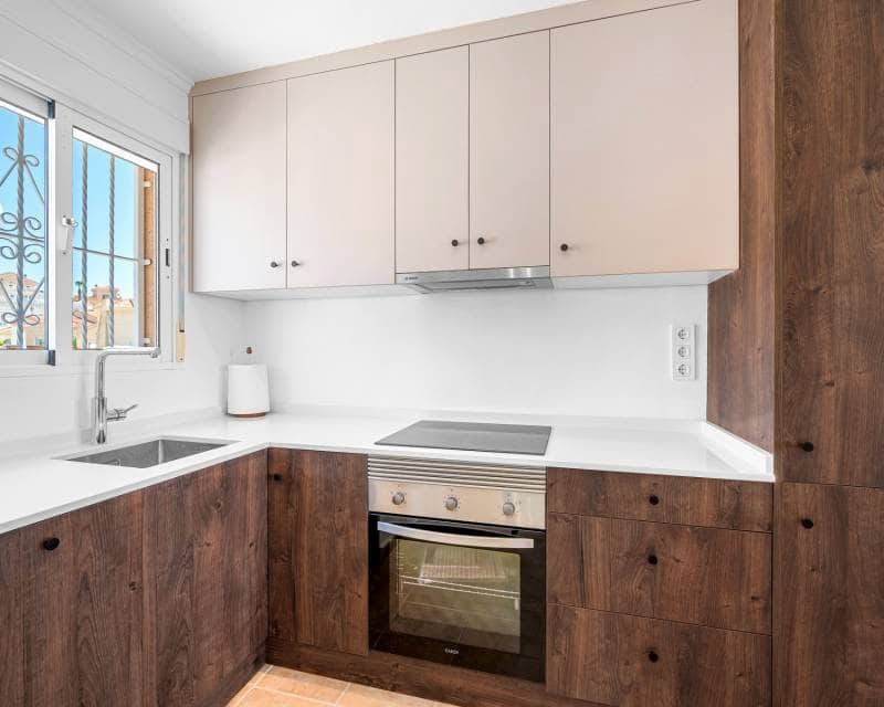 3 soveværelse Semi-Rækkehus til salg i Ciudad Quesada med swimmingpool - € 269.000 (Ref: 9925166)