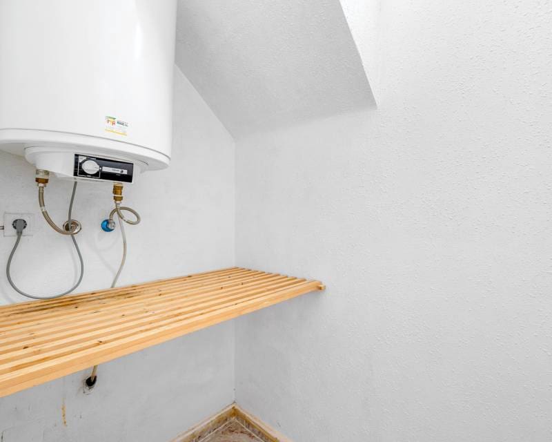 3 soveværelse Semi-Rækkehus til salg i Ciudad Quesada med swimmingpool - € 269.000 (Ref: 9925166)