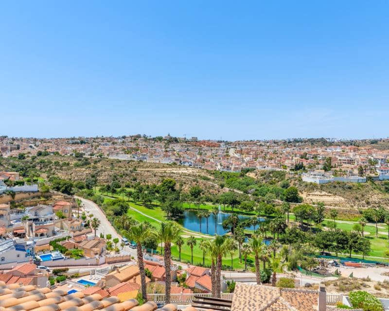 3 soveværelse Semi-Rækkehus til salg i Ciudad Quesada med swimmingpool - € 269.000 (Ref: 9925166)