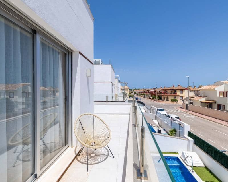 3 soveværelse Villa til salg i Dona Pepa med swimmingpool garage - € 399.000 (Ref: 9928232)