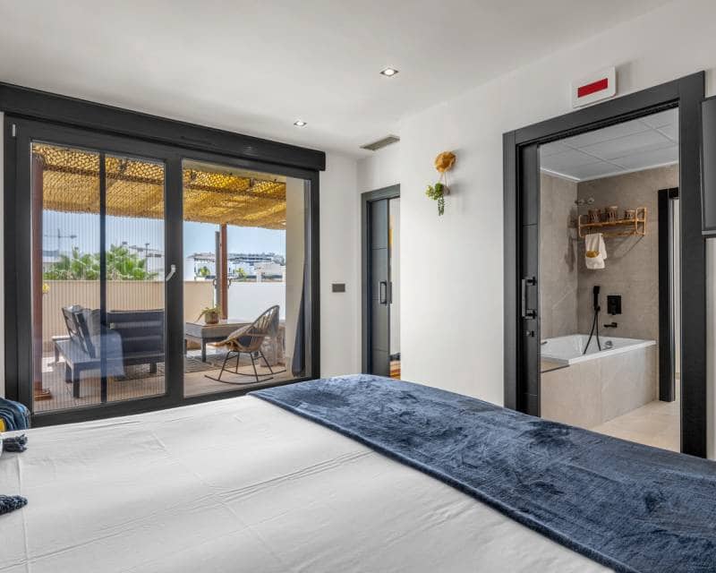 3 chambre Villa/Maison à vendre à Benijofar avec piscine garage - 699 000 € (Ref: 9932313)