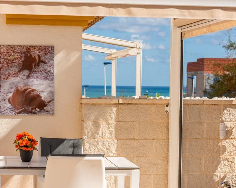 Apartamento de 2 habitaciones en Guardamar del Segura en venta con piscina garaje - 305.000 € (Ref: 9932447)