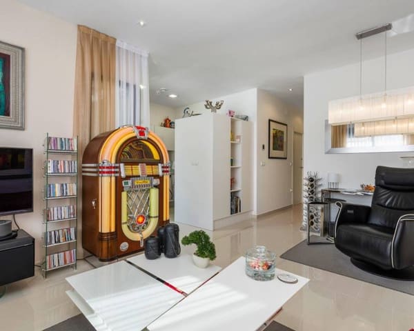 2 chambre Appartement à vendre à Los Secanos, Guardamar del Segura avec piscine garage - 305 000 € (Ref: 9932447)