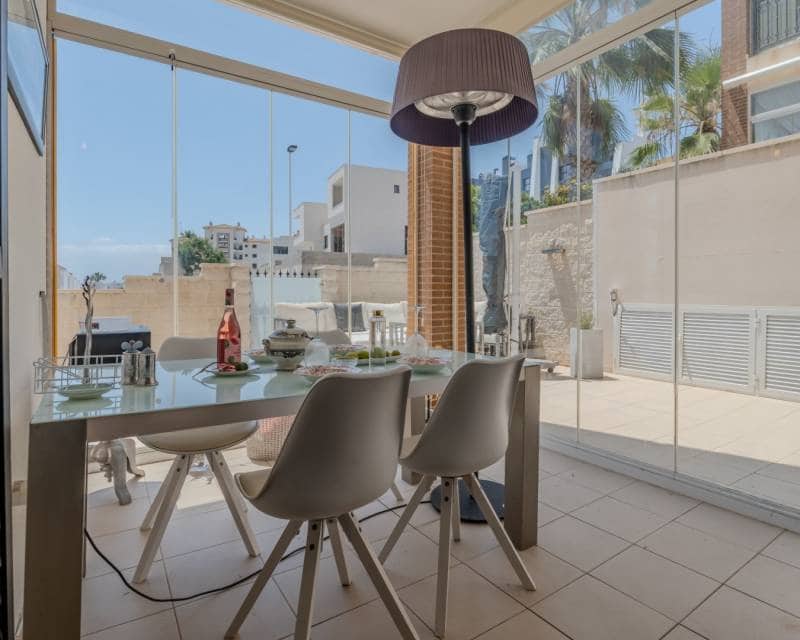 2 soveværelse Lejlighed til salg i Guardamar del Segura med swimmingpool garage - € 280.000 (Ref: 9932447)