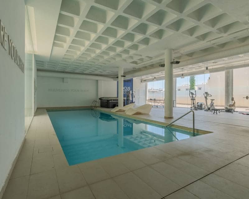 2 soveværelse Lejlighed til salg i Guardamar del Segura med swimmingpool garage - € 280.000 (Ref: 9932447)