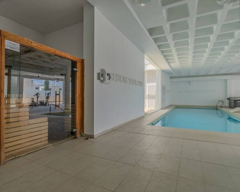 2 soveværelse Lejlighed til salg i Guardamar del Segura med swimmingpool garage - € 280.000 (Ref: 9932447)