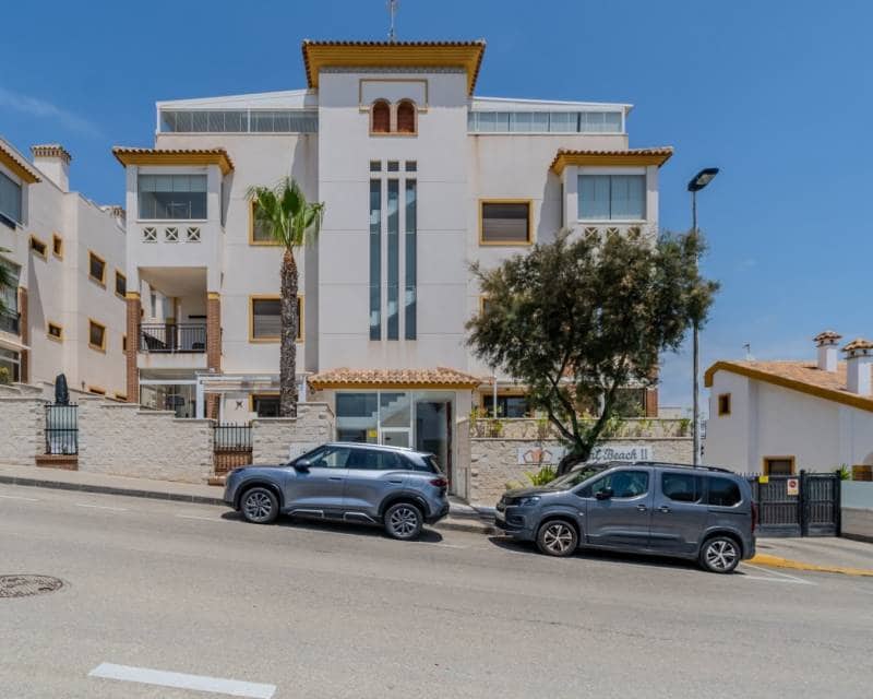 2 soveværelse Lejlighed til salg i Guardamar del Segura med swimmingpool garage - € 280.000 (Ref: 9932447)