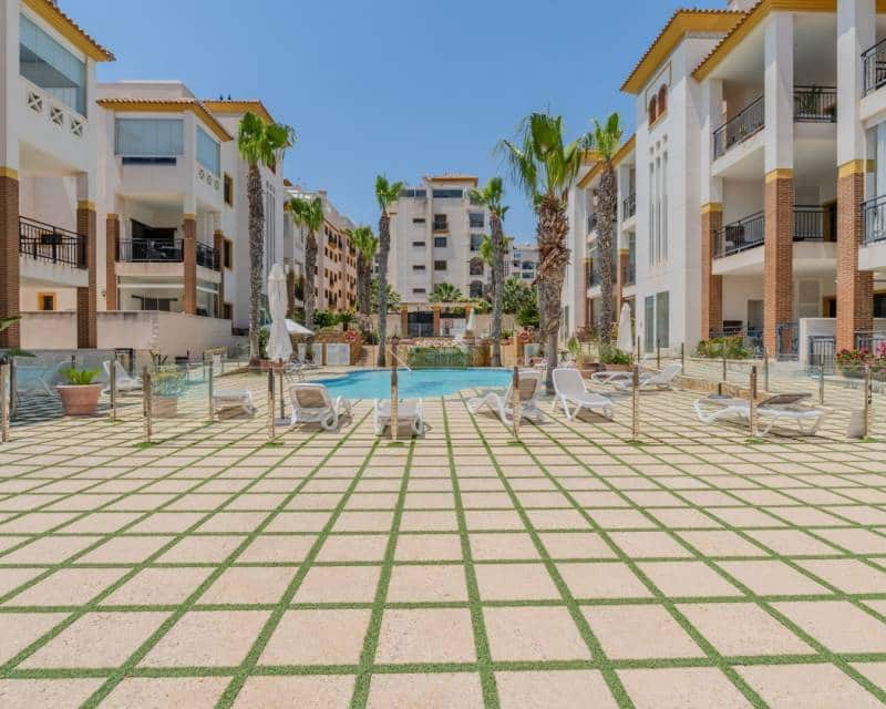2 soveværelse Lejlighed til salg i Guardamar del Segura med swimmingpool garage - € 280.000 (Ref: 9932447)
