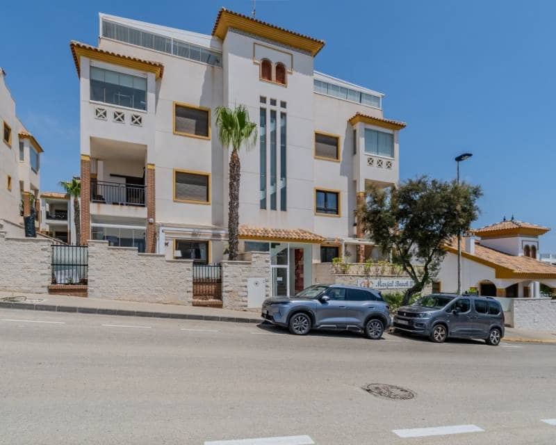 2 soveværelse Lejlighed til salg i Guardamar del Segura med swimmingpool garage - € 280.000 (Ref: 9932447)