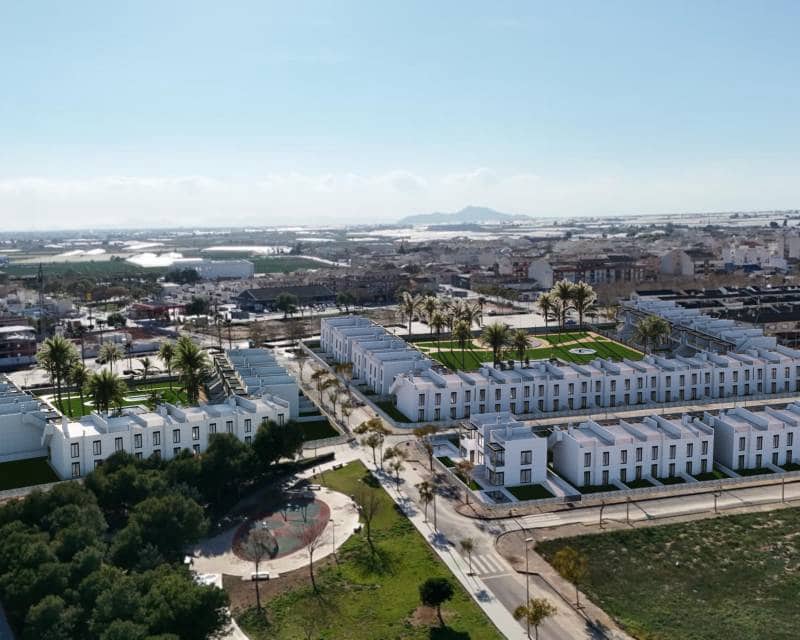 2 bedroom Townhouse for sale in Pilar de la Horadada with pool - € 299,900 (Ref: 9935058)