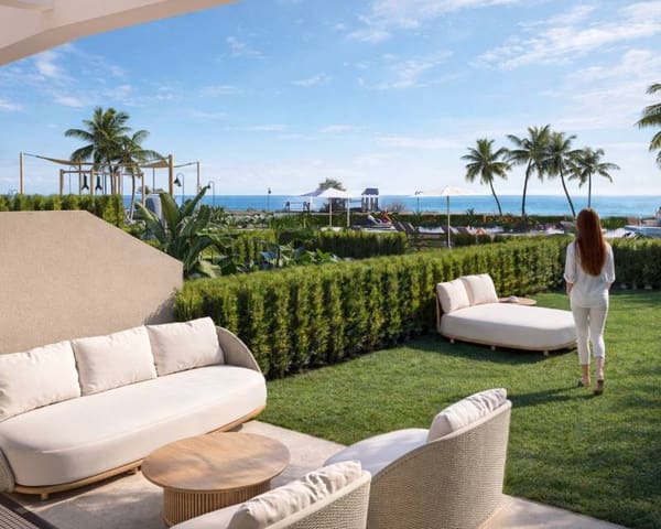 3 quarto Moradia Geminada para venda em El Campello com piscina - 669 000 € (Ref: 9935150)