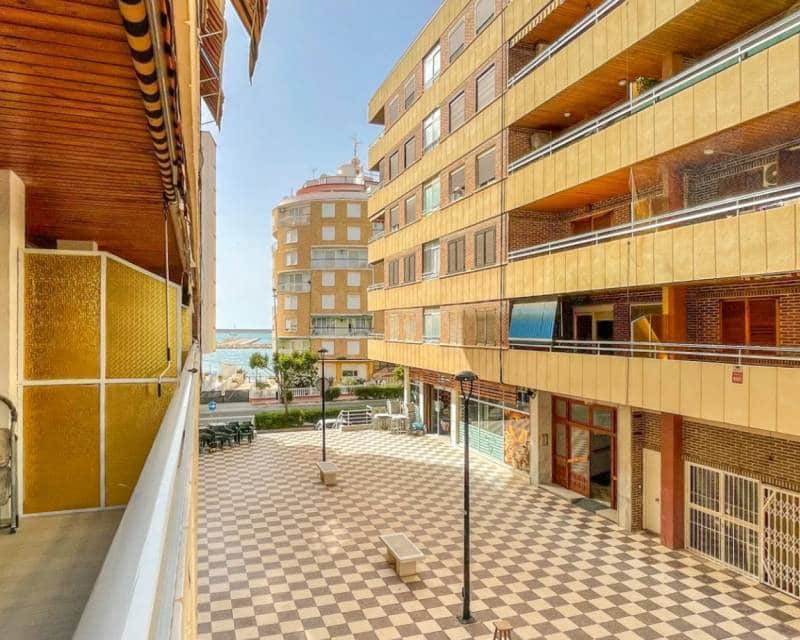 2 chambre Appartement à vendre à Torrevieja - 265 000 € (Ref: 9936974)