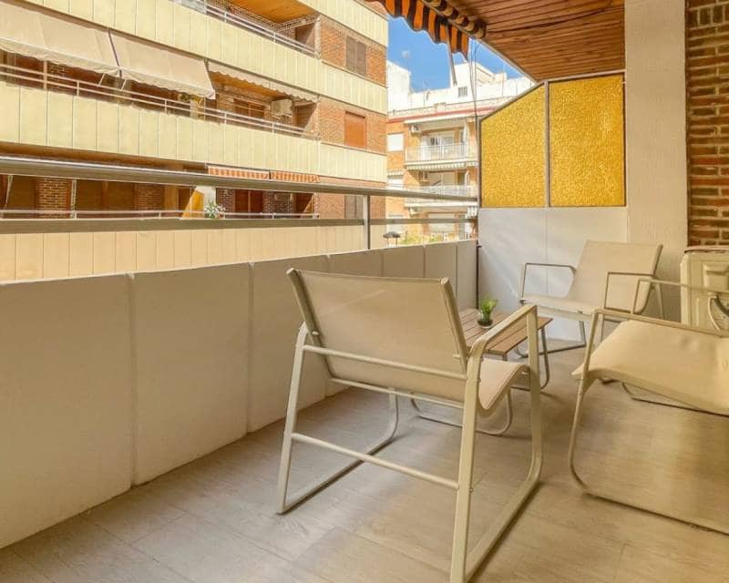 2 chambre Appartement à vendre à Torrevieja - 265 000 € (Ref: 9936974)