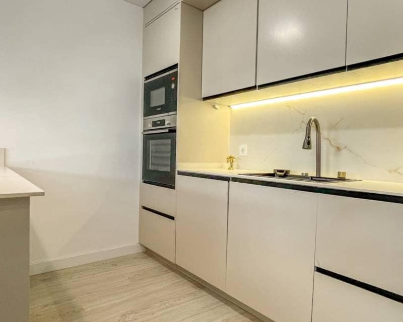 2 chambre Appartement à vendre à Torrevieja - 265 000 € (Ref: 9936974)