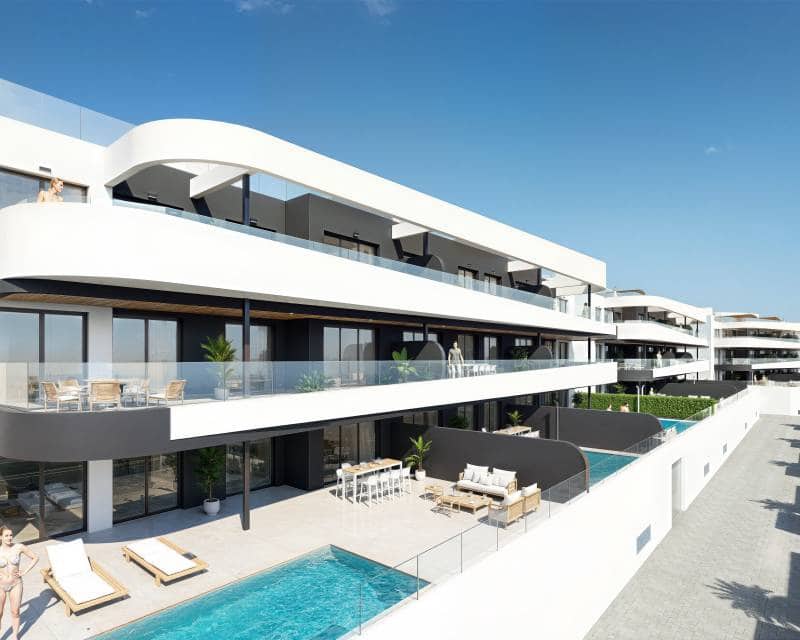 2 soveværelse Penthouse til salg i Los Alcazares med swimmingpool - € 379.000 (Ref: 9937149)
