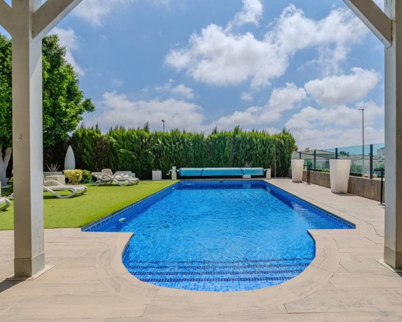 3 slaapkamer Villa te koop in San Fulgencio met zwembad garage - € 495.000 (Ref: 9938590)