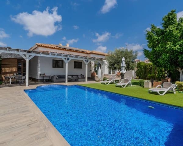 3 soverom Villa til salgs i San Fulgencio med svømmebasseng garasje - € 495 000 (Ref: 9938590)