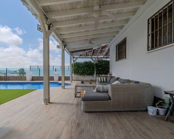 3 soverom Villa til salgs i San Fulgencio med svømmebasseng garasje - € 495 000 (Ref: 9938590)