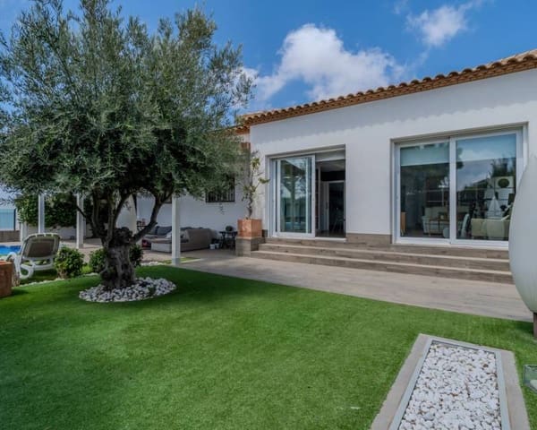 3 soverom Villa til salgs i San Fulgencio med svømmebasseng garasje - € 495 000 (Ref: 9938590)