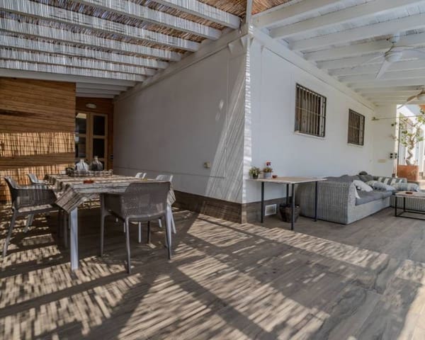 3 soverom Villa til salgs i San Fulgencio med svømmebasseng garasje - € 495 000 (Ref: 9938590)