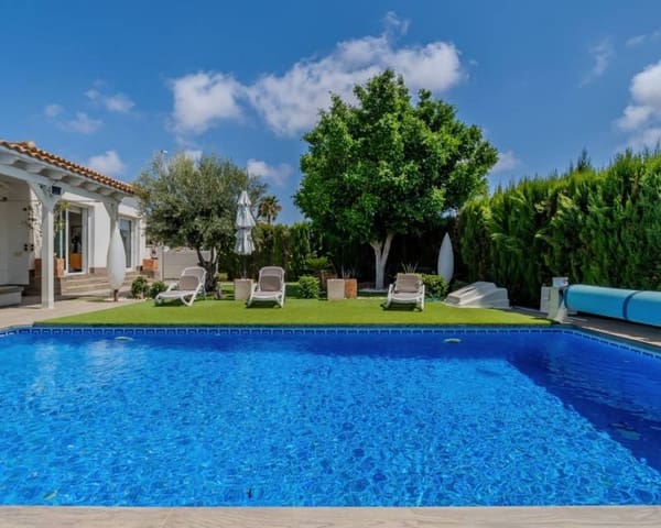 3 soverom Villa til salgs i San Fulgencio med svømmebasseng garasje - € 495 000 (Ref: 9938590)