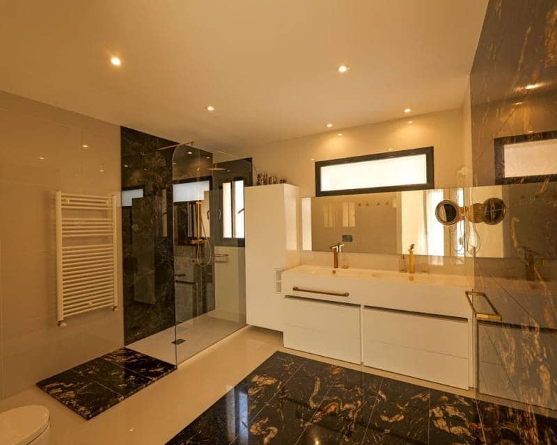 3 soverom Villa til salgs i Torrevieja - € 1 630 000 (Ref: 9938733)