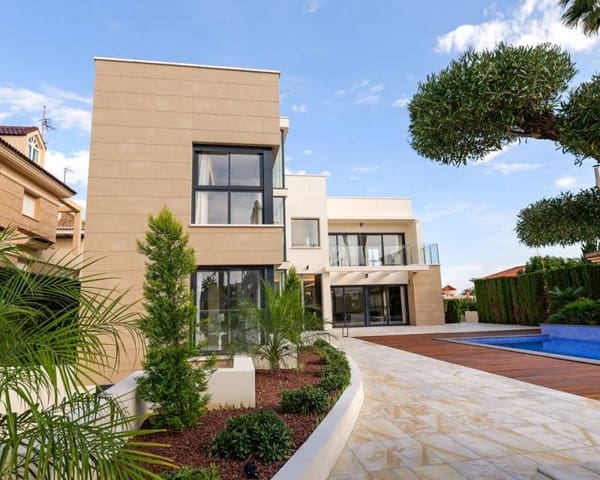 3 soverom Villa til salgs i La Veleta, Torrevieja - € 1 630 000 (Ref: 9938733)